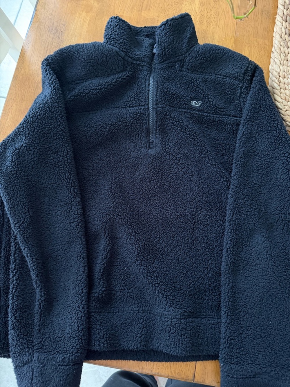 Vineyard Vines Women’s Black Sherpa Quarter-Zip Fleece Pullover